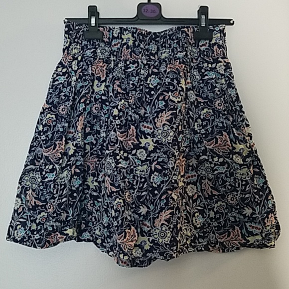 Floral Skirt - Picture 1 of 4